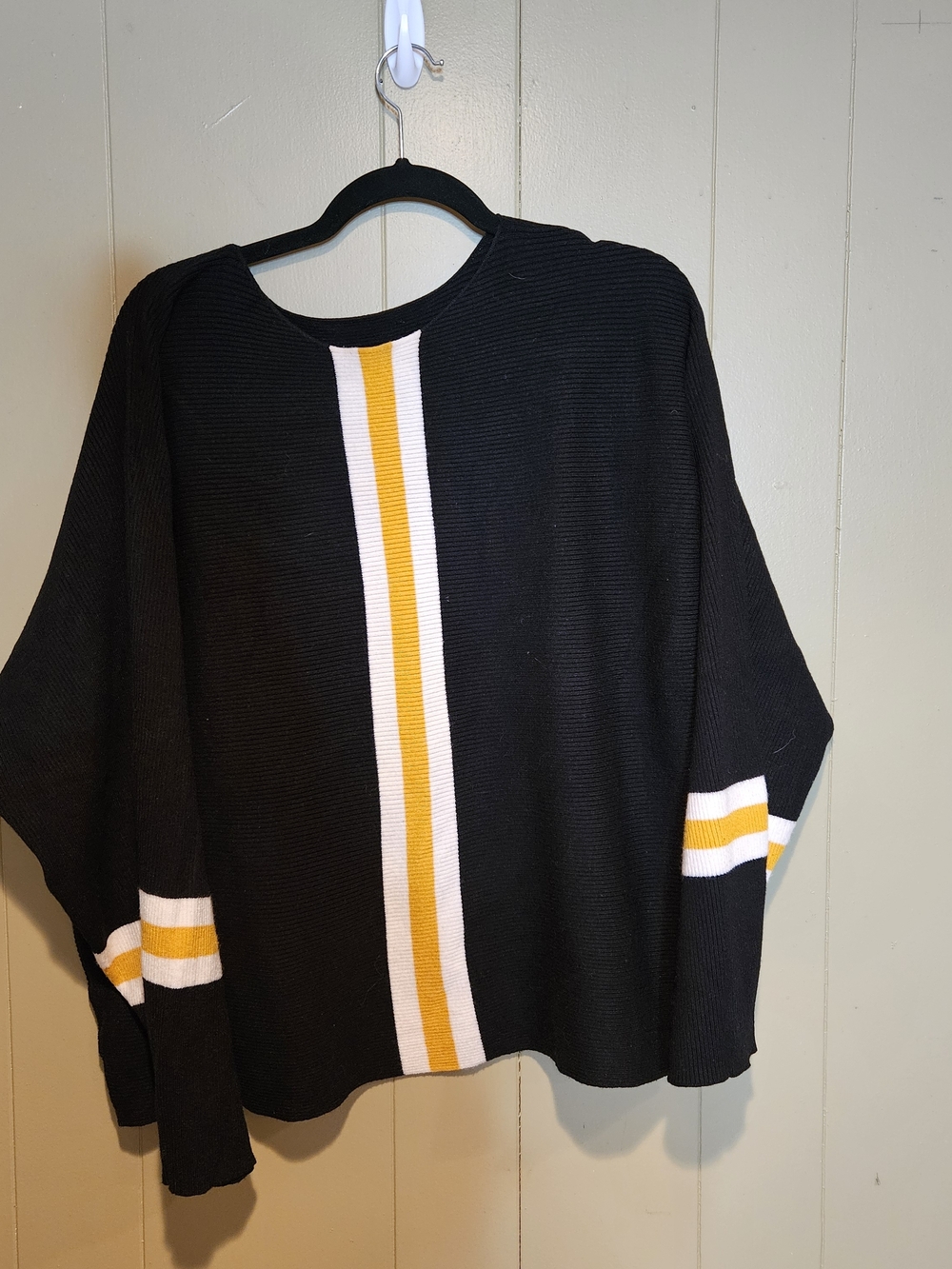 Black Knit Sweater XL Yellow White Stripe Colorblock Cozy Oversized Chic Top